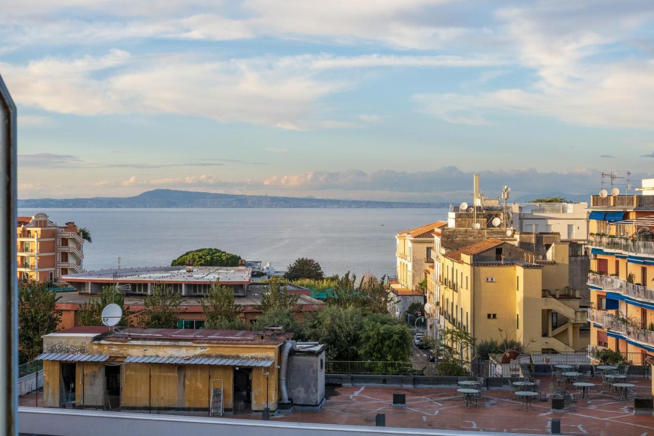 Rossella Holiday Home Sorrento Bagian luar foto